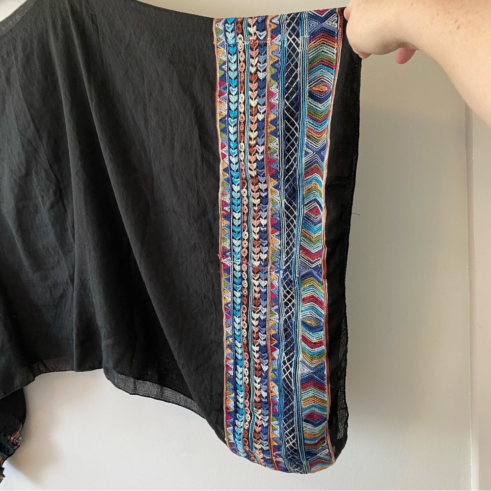 Black kimono top multicolored embroidered sleeves one size - Picture 6 of 9
